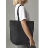 Bagbase_bg738_charcoal-melange_black_lifestyle_13123_cropped_szerkesztve-01