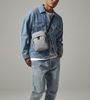 Bagbase_bg30_light-grey_lifestyle_12045_cropped-product_medium