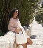 Westfordmill_w950_soft-white_caramel_lifestyle_3129-product_medium