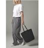 Bagbase_bg738_charcoal-melange_black_lifestyle_13106_cropped_szerkesztve-01